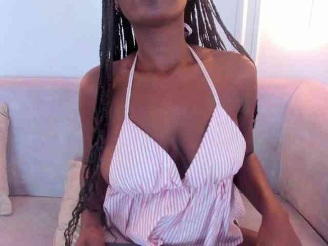 Nahomi-Williams webcam