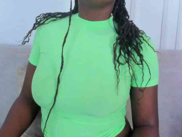 Nahomi-Williams webcam