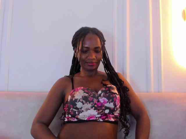 Nahomi-Williams webcam