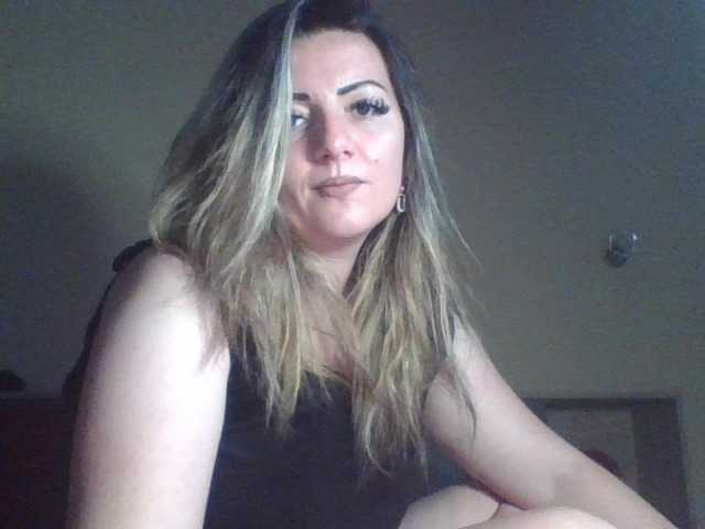 Redvelvet08 from BongaCams is Freechat