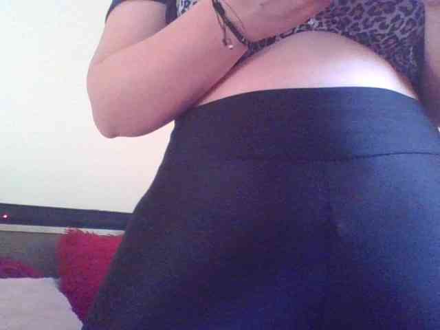 Redvelvet08 Live Webcam on BongaCams