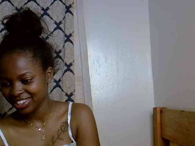 SweetPassion1 webcam