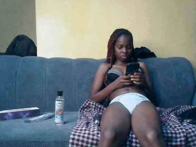 SweetPassion1 webcam