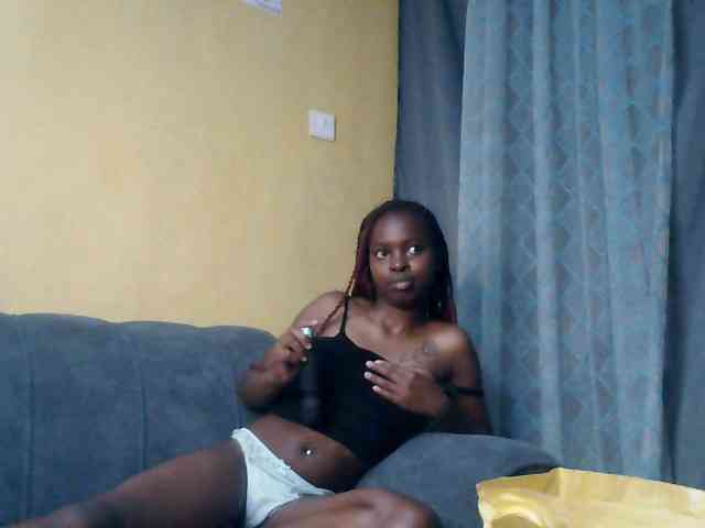 SweetPassion1 webcam