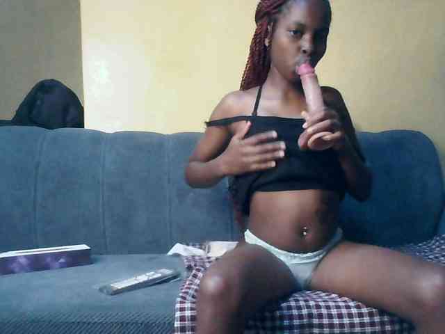 SweetPassion1 webcam