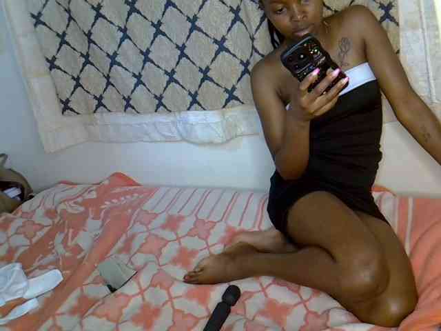 SweetPassion1 webcam