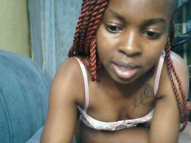 SweetPassion1 webcam