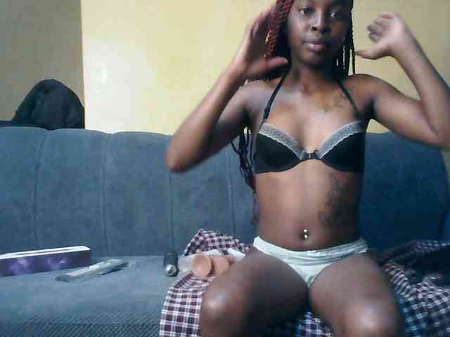 SweetPassion1 webcam