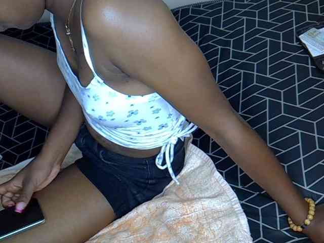 SweetPassion1 webcam