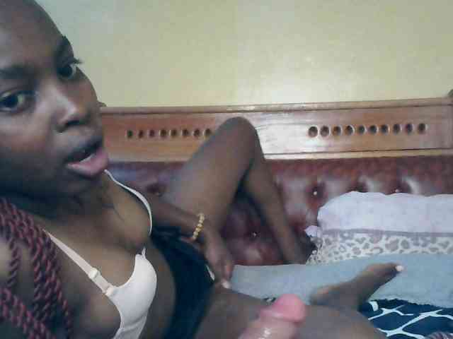 SweetPassion1 webcam