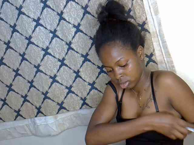 SweetPassion1 webcam