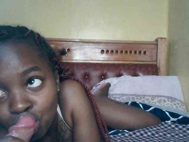 SweetPassion1 webcam