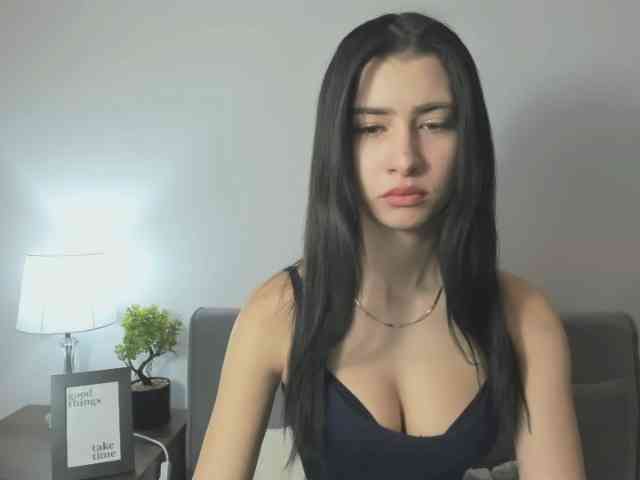 HesterStunning webcam