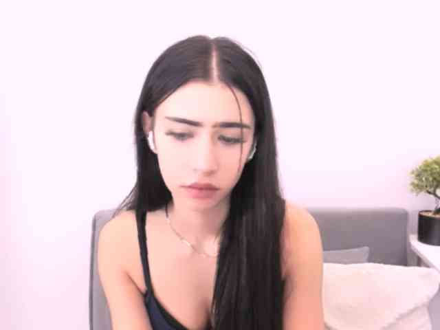 HesterStunning webcam