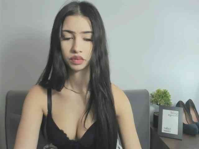 HesterStunning webcam