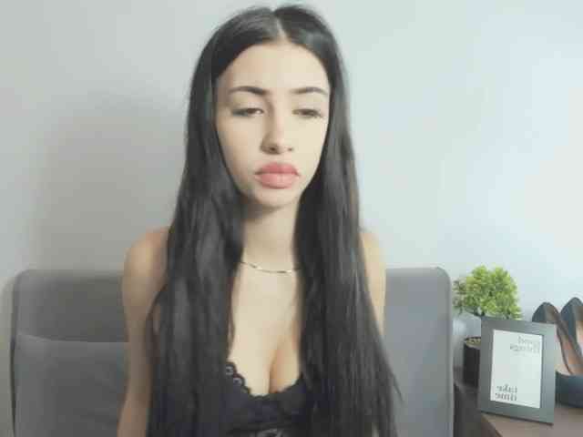 HesterStunning webcam