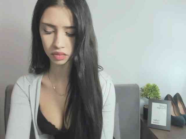 HesterStunning webcam