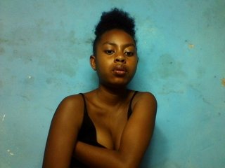 mmelodie's Live Webcam