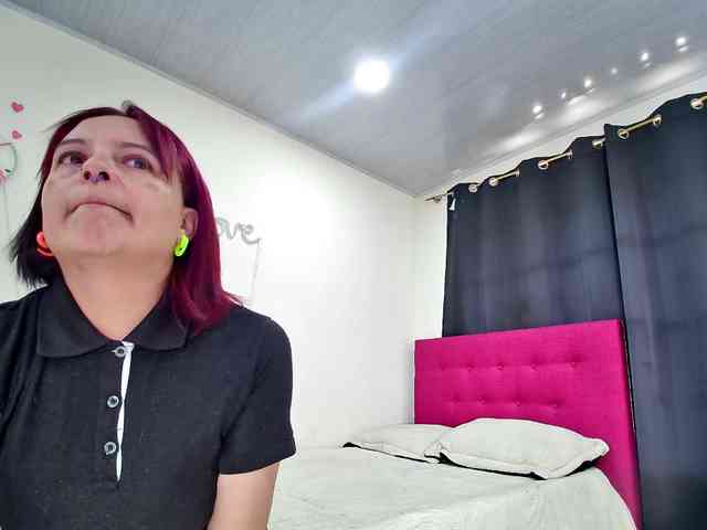 ZOEYJUAN-95 webcam