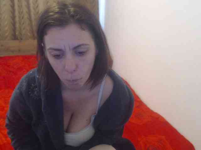 SweetAdela webcam