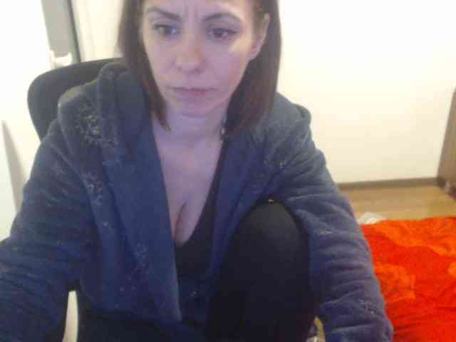 SweetAdela webcam