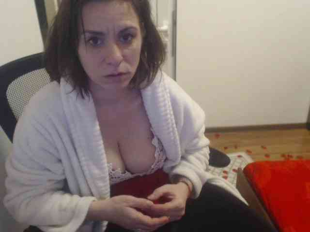 SweetAdela webcam
