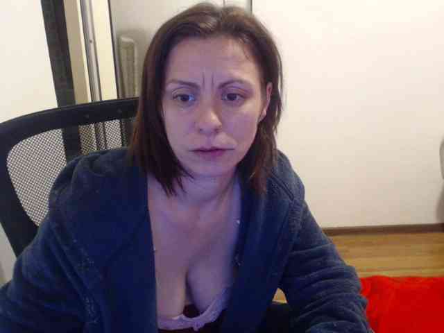 SweetAdela webcam