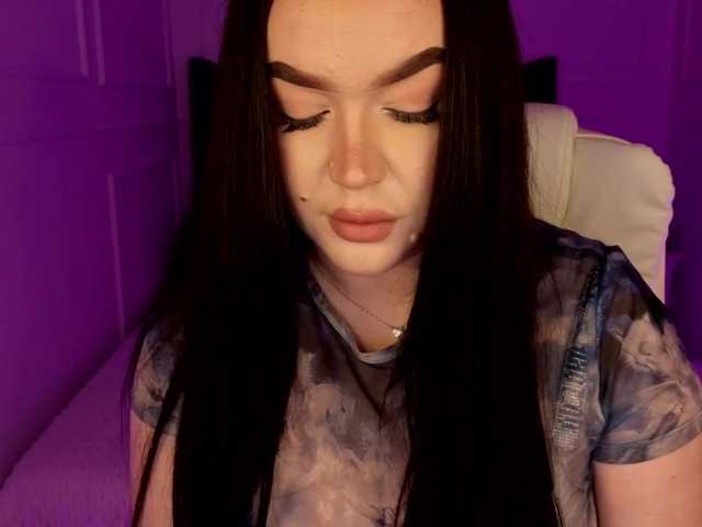 tinafox's BongaCams show and profile