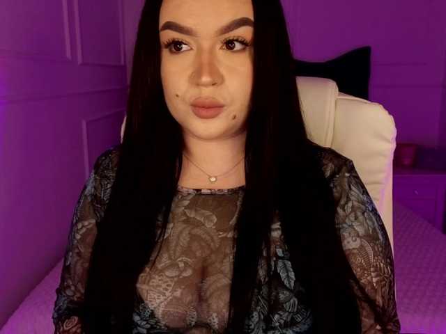 tinafox's BongaCams show and profile