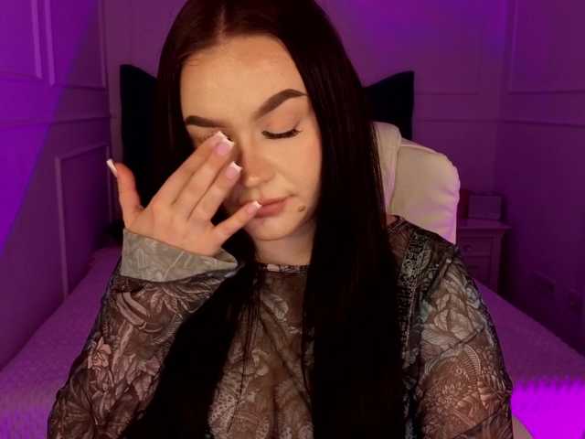 tinafox's BongaCams show and profile