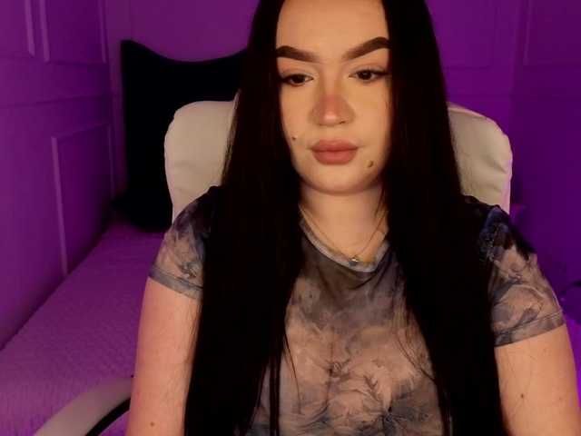 tinafox's BongaCams show and profile