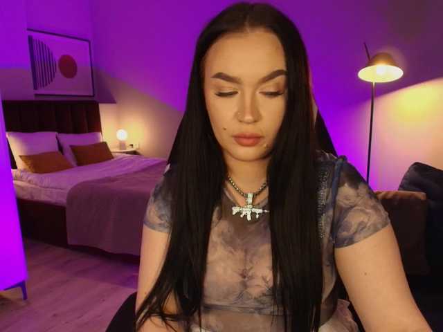 tinafox's BongaCams show and profile