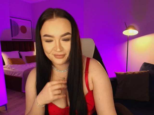 tinafox's BongaCams show and profile