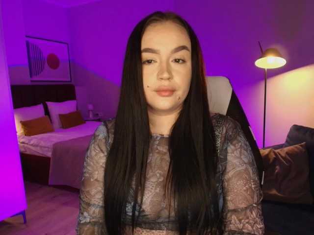 tinafox's BongaCams show and profile