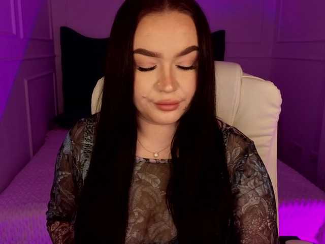 tinafox's BongaCams show and profile