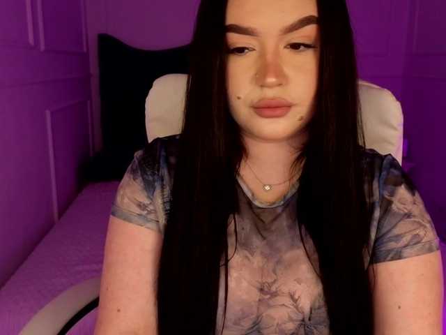 tinafox's BongaCams show and profile