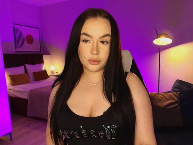 tinafox's BongaCams show and profile