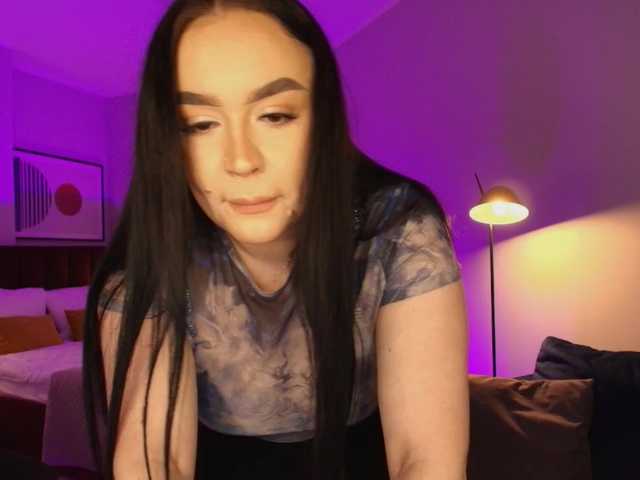 tinafox's BongaCams show and profile