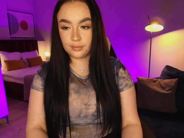 tinafox's BongaCams show and profile