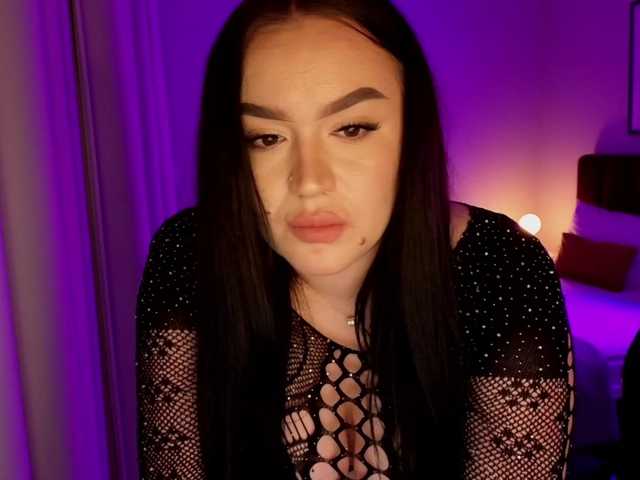 tinafox's BongaCams show and profile