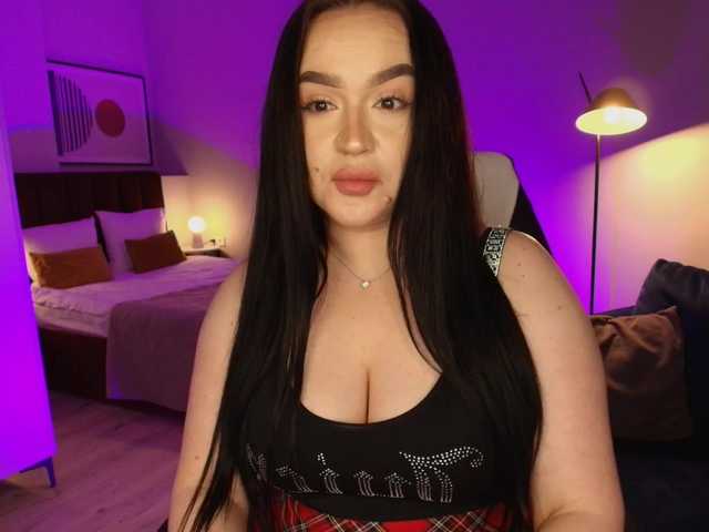 tinafox's BongaCams show and profile