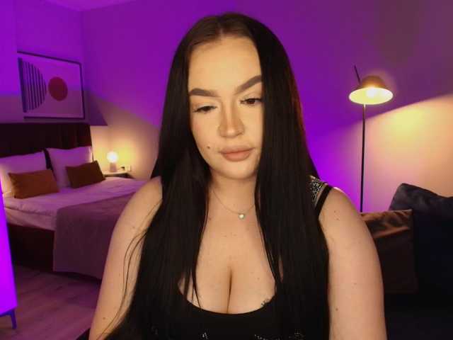 tinafox's BongaCams show and profile