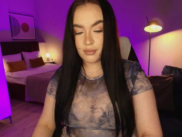 tinafox's BongaCams show and profile