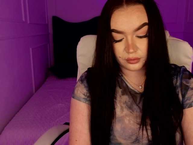 tinafox's BongaCams show and profile