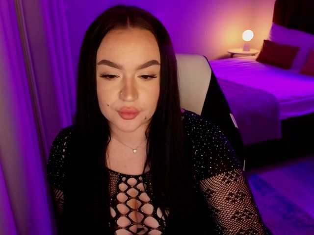 tinafox's BongaCams show and profile