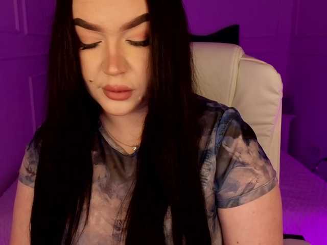 tinafox's BongaCams show and profile