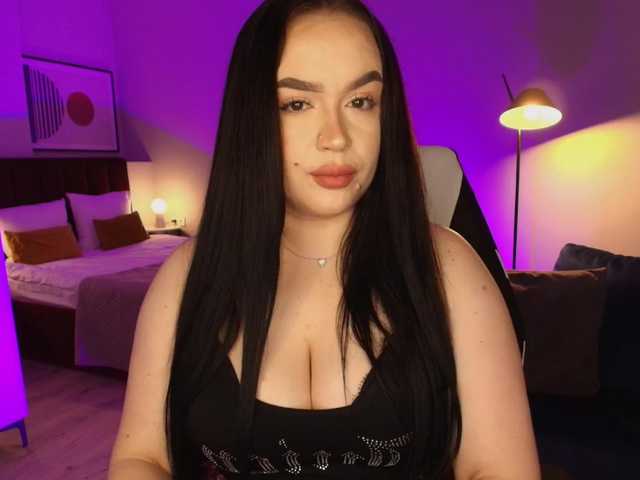 tinafox's BongaCams show and profile