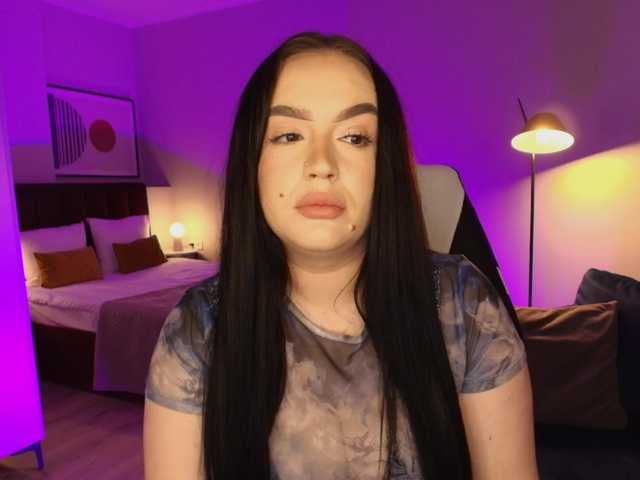 tinafox's BongaCams show and profile