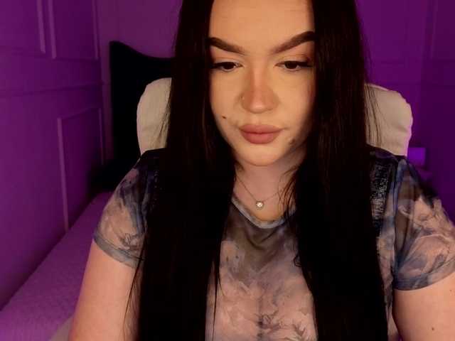 tinafox's BongaCams show and profile