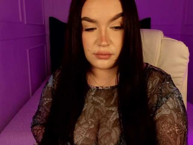 tinafox's BongaCams show and profile